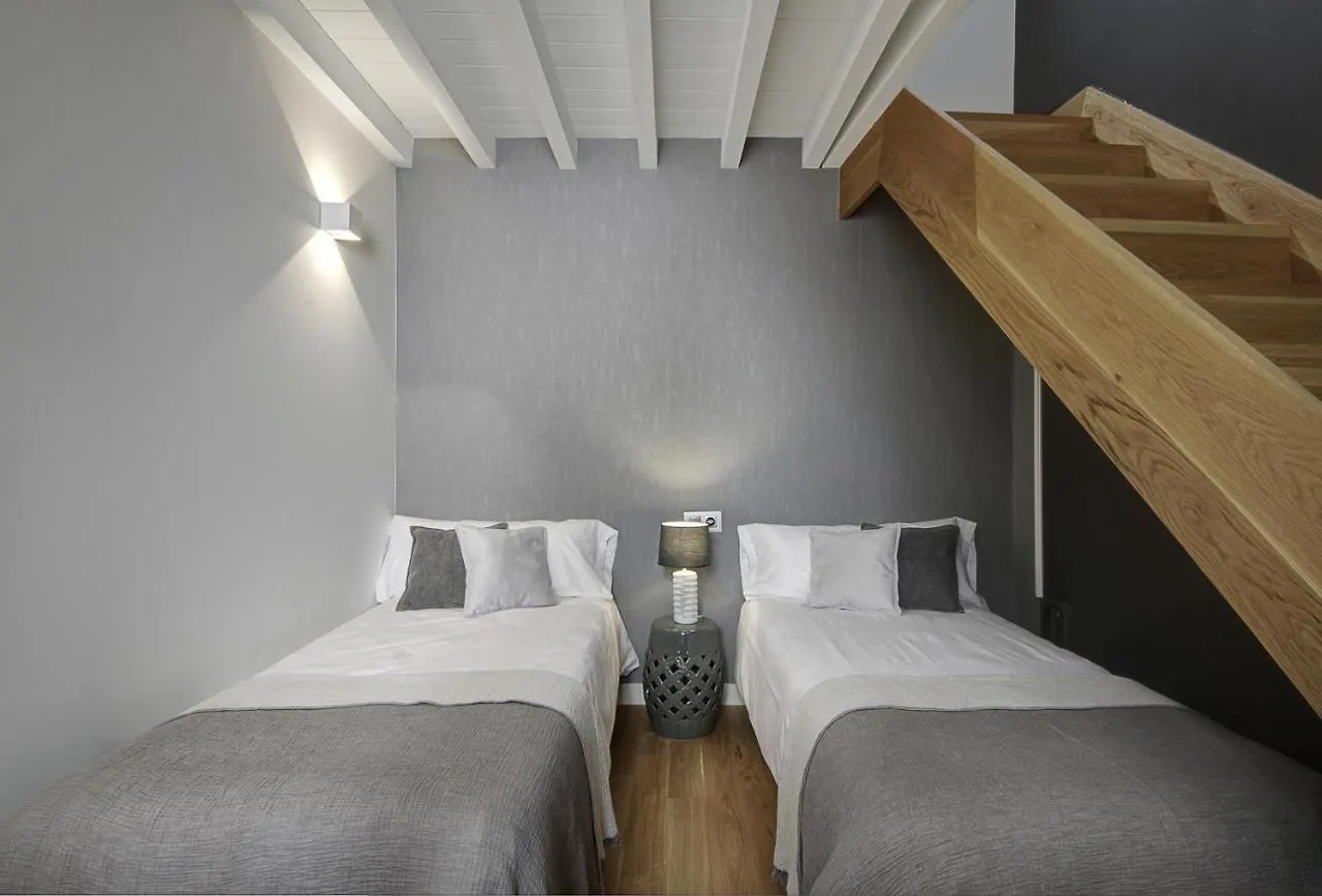 Apartmán Duplex Lux Escudo Del Carmen Granada 0*,  Španělsko
